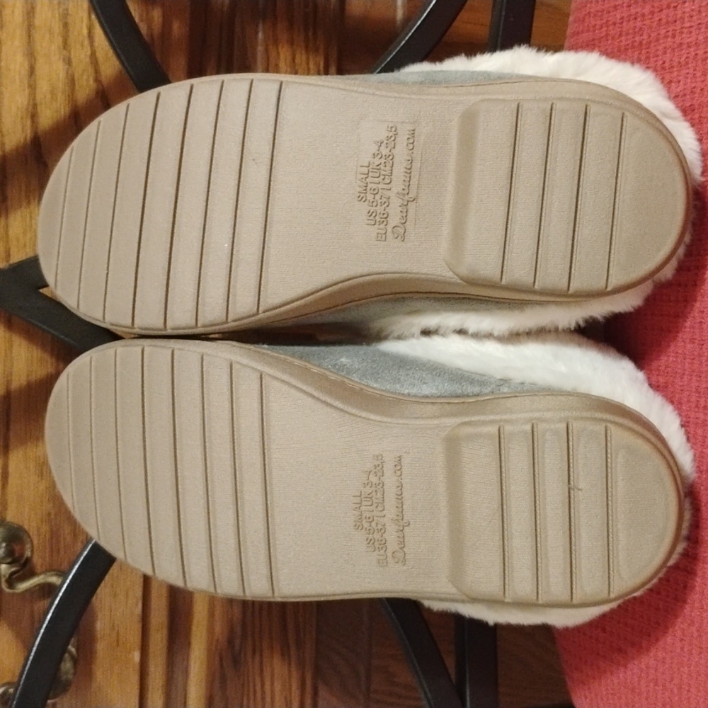 Dearfoams Women’s Moccasin Slippers – Size Small – NWT 🥿✨ - Picture 3 of 7